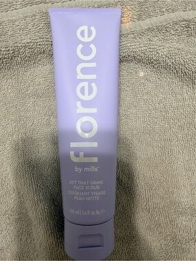 Florence by Mills Purple Get That Grime Face Scrub